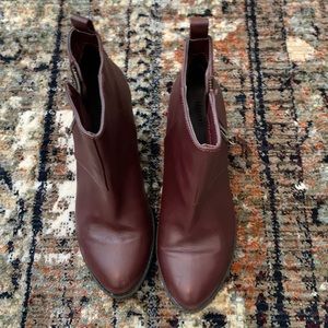 Forever 21 burgundy booties